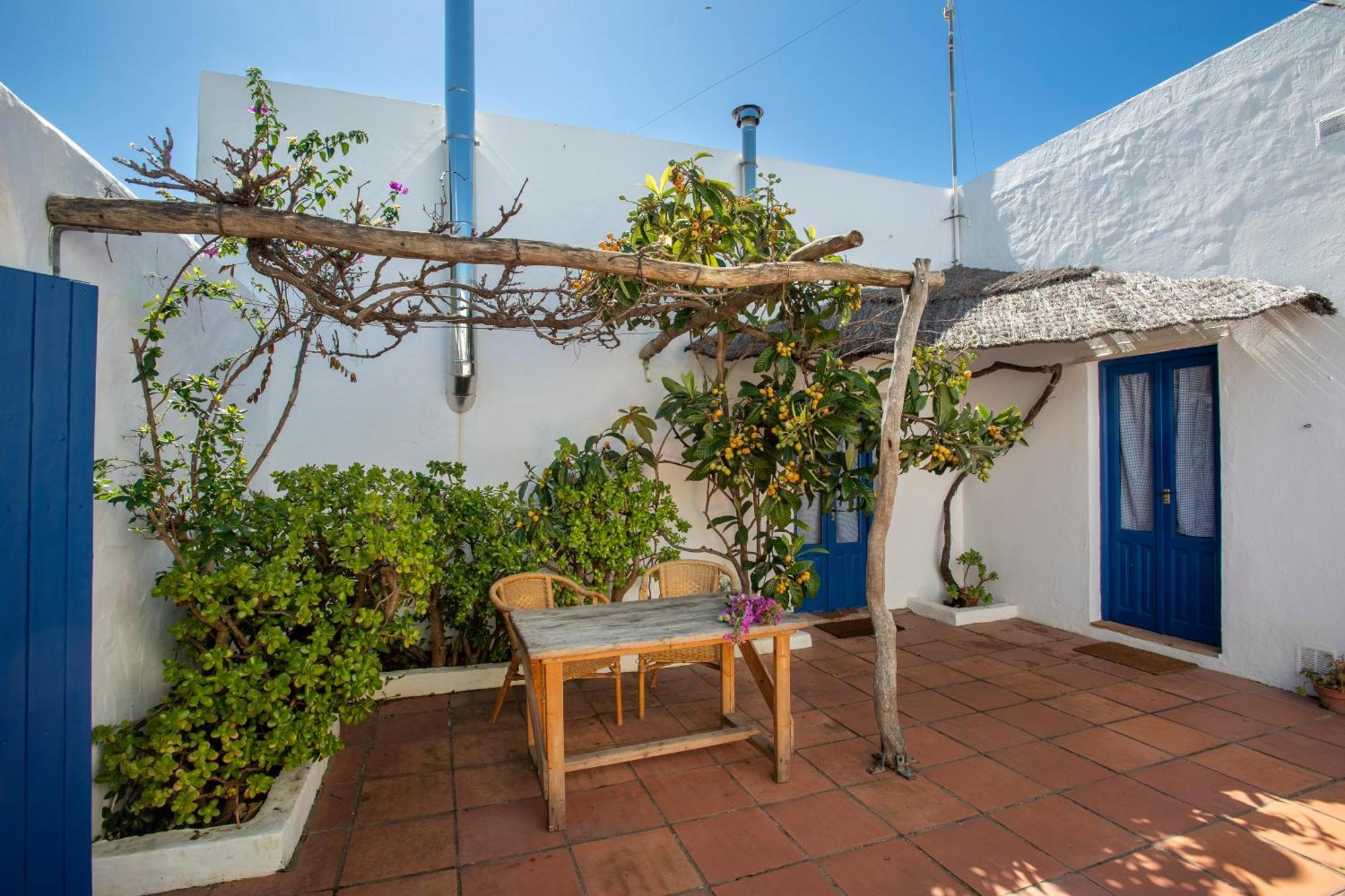 Casas Karen * Los Canos De Meca